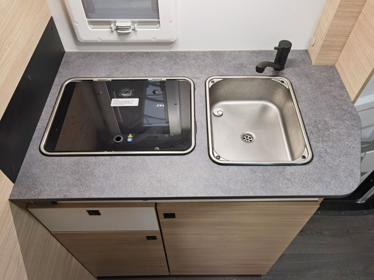 موتر هوم سقف عالي Chausson C 656 FIRST LINE /-2025- / 140PS / ETAGENBETTEN: صورة 22