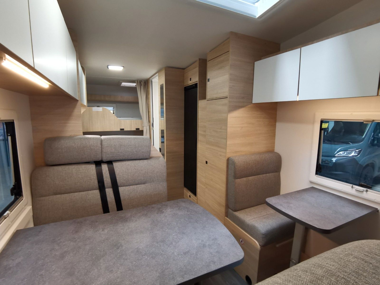 موتر هوم سقف عالي Chausson C 656 FIRST LINE /-2025- / 140PS / ETAGENBETTEN: صورة 17