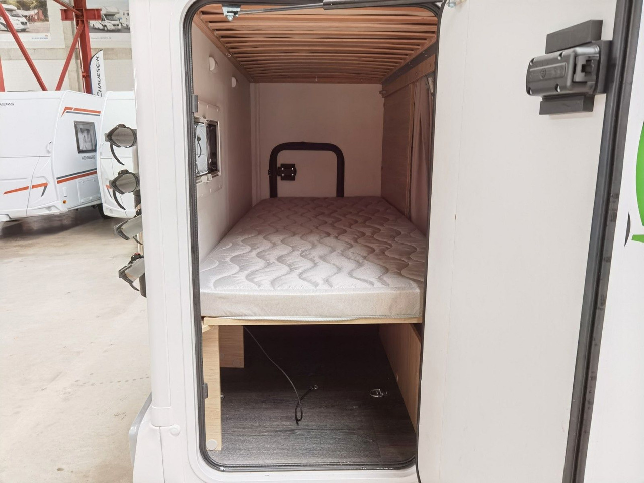 موتر هوم سقف عالي Chausson C 656 FIRST LINE /-2025- / 140PS / ETAGENBETTEN: صورة 13