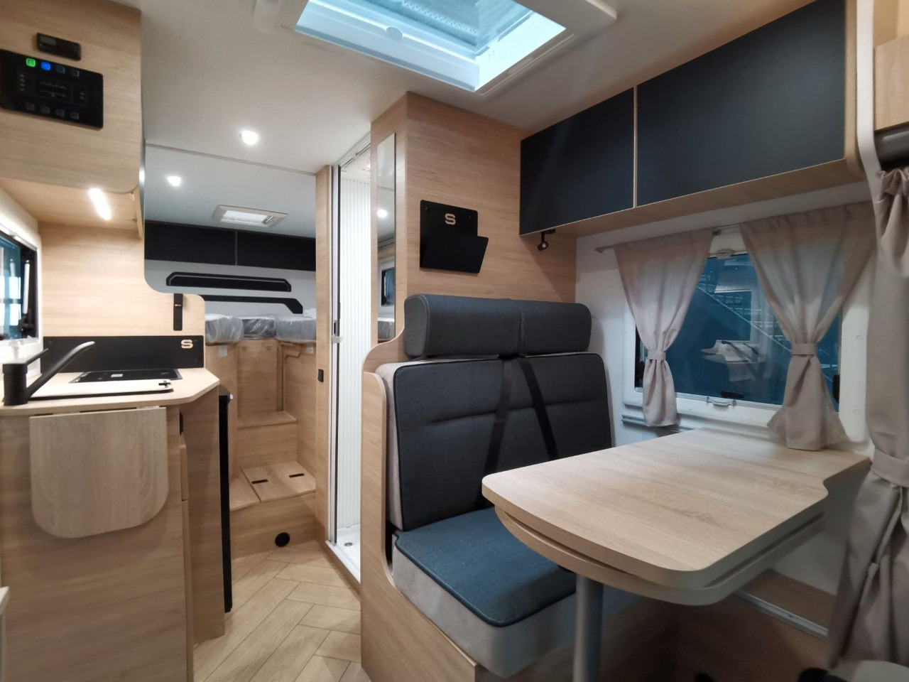 موتر هوم شبه متكامل Chausson S 697 SPORT LINE / - 2026 - / EINZELBETTEN: صورة 15 موتر هوم شبه متكامل Chausson S 697 SPORT LINE / - 2026 - / EINZELBETTEN: صورة 15