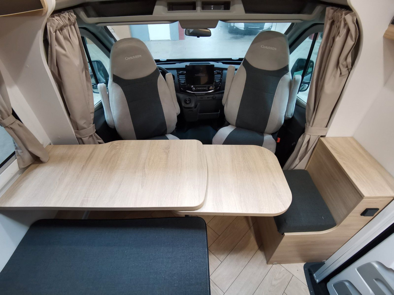 موتر هوم شبه متكامل Chausson S 697 SPORT LINE / - 2026 - / EINZELBETTEN: صورة 14 موتر هوم شبه متكامل Chausson S 697 SPORT LINE / - 2026 - / EINZELBETTEN: صورة 14