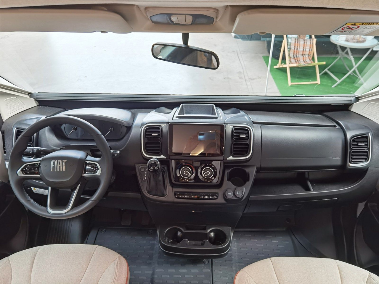 موتر هوم شبه متكامل Chausson X 650 EXCLUSIVE LINE / - 2025 - / XXL - HUBBETT: صورة 12 موتر هوم شبه متكامل Chausson X 650 EXCLUSIVE LINE / - 2025 - / XXL - HUBBETT: صورة 12