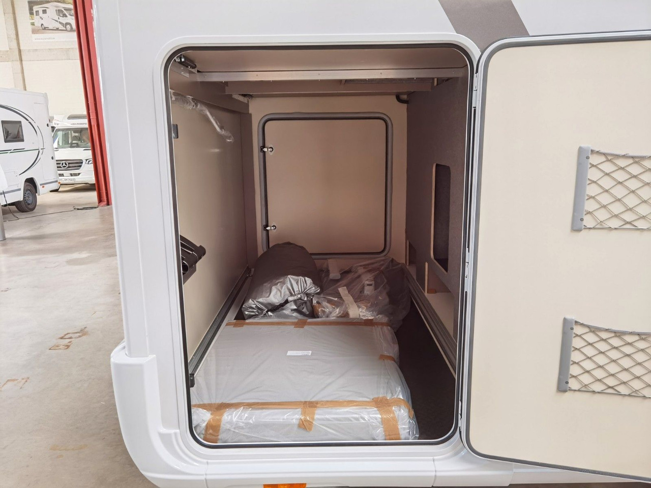 موتر هوم شبه متكامل Eura Mobil PROFILA T 726 EB /-2026-/ MONDIAL PLUS & S-PAKET: صورة 12 موتر هوم شبه متكامل Eura Mobil PROFILA T 726 EB /-2026-/ MONDIAL PLUS & S-PAKET: صورة 12