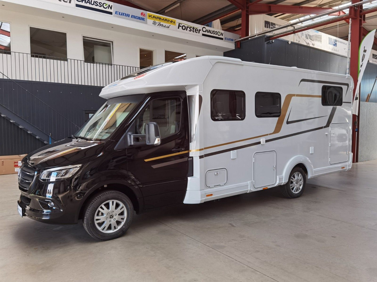 موتر هوم شبه متكامل Eura Mobil PROFILA T 726 EB /-2026-/ MONDIAL PLUS & S-PAKET: صورة 6 موتر هوم شبه متكامل Eura Mobil PROFILA T 726 EB /-2026-/ MONDIAL PLUS & S-PAKET: صورة 6