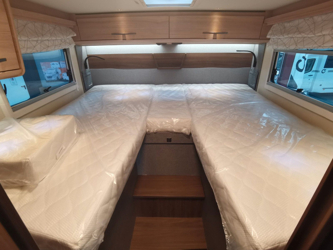 موتر هوم شبه متكامل Eura Mobil PROFILA T 726 EB /-2026-/ MONDIAL PLUS & S-PAKET: صورة 20 موتر هوم شبه متكامل Eura Mobil PROFILA T 726 EB /-2026-/ MONDIAL PLUS & S-PAKET: صورة 20