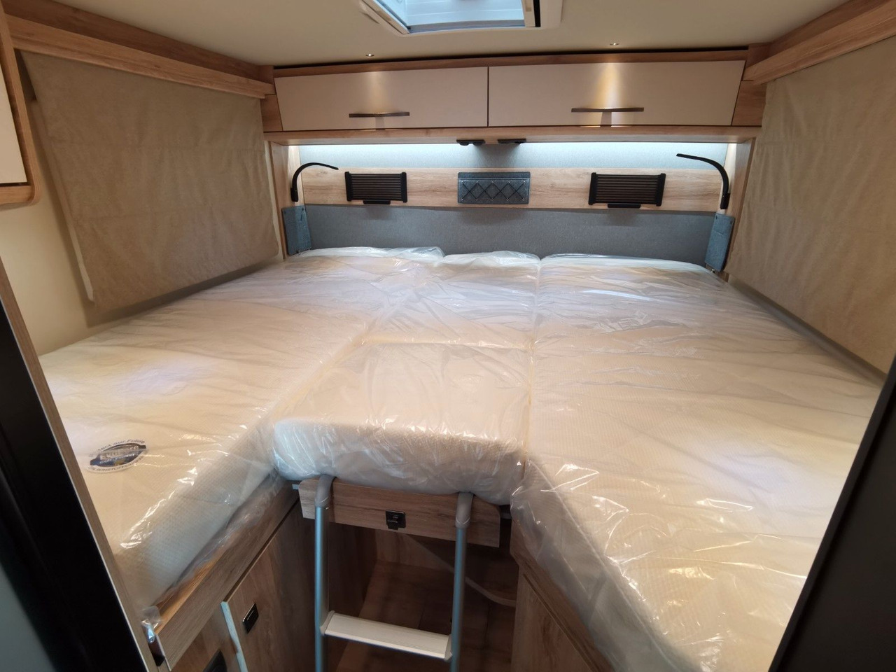 موتر هوم شبه متكامل Eura Mobil XTURA 686 EF / MODELL 2026 /4x4 /TOP-AUSSTATTUNG: صورة 26 موتر هوم شبه متكامل Eura Mobil XTURA 686 EF / MODELL 2026 /4x4 /TOP-AUSSTATTUNG: صورة 26