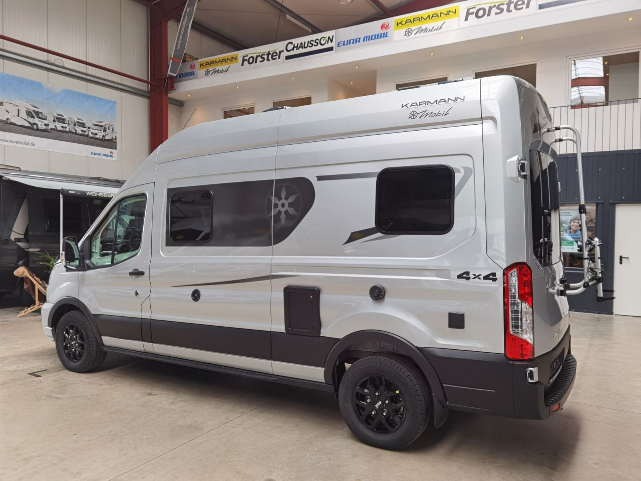 Karmann DEXTER 560 / 170PS - 4x4 / SOLAR & MARKISE & ALU - كرفان فان: صورة 5 Karmann DEXTER 560 / 170PS - 4x4 / SOLAR & MARKISE & ALU - كرفان فان: صورة 5