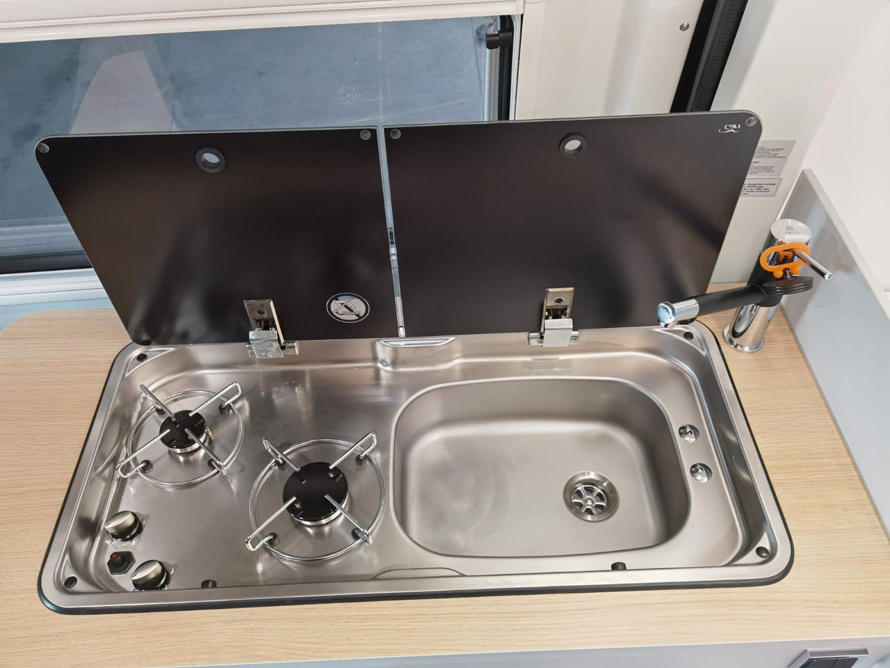 كرفان فان Karmann DEXTER 570 / 170PS-4x4 /SOLAR/ AHK/ EINZELBETTEN: صورة 17