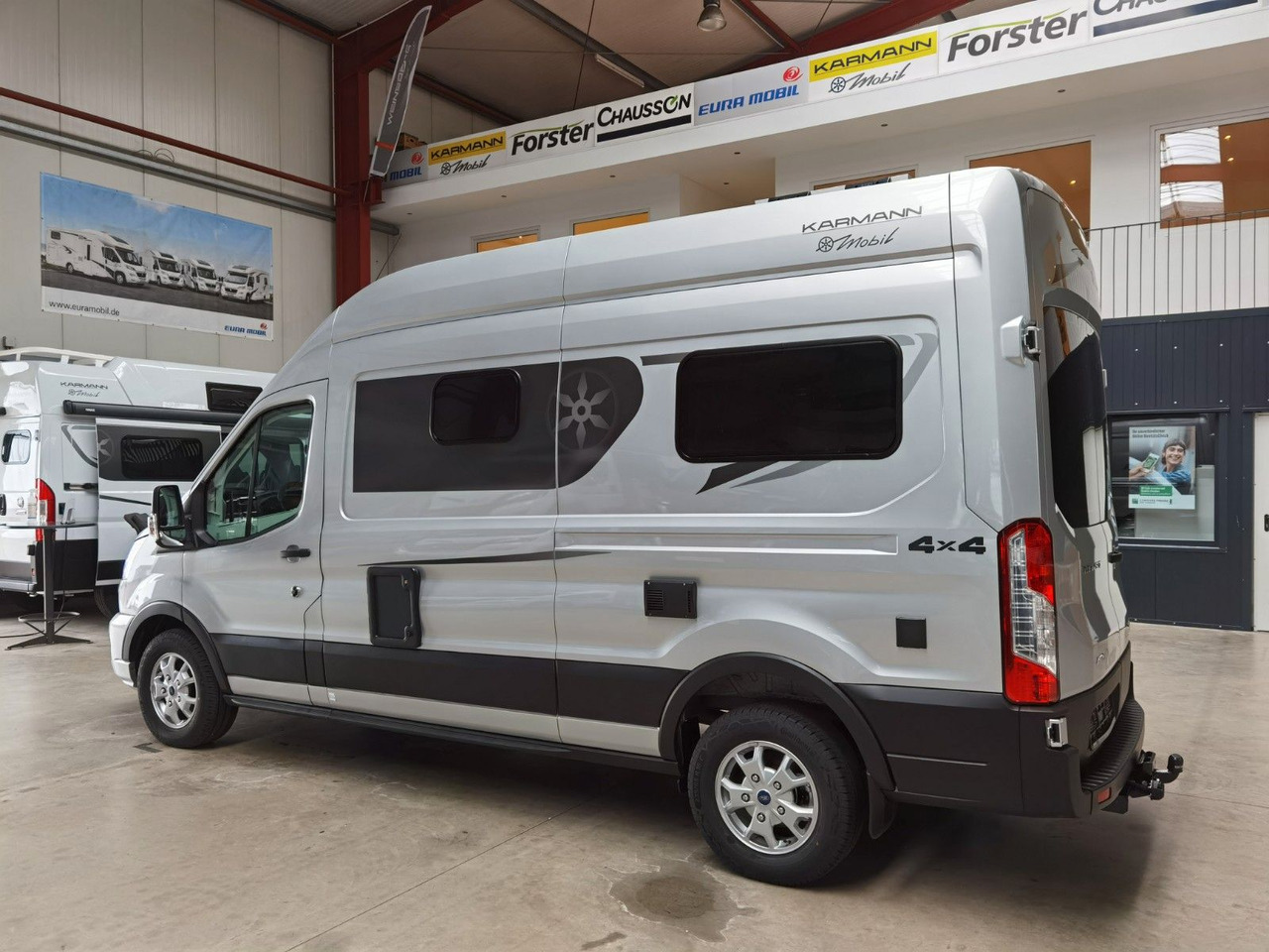 كرفان فان Karmann DEXTER 570 / 170PS-4x4 /SOLAR/ AHK/ EINZELBETTEN: صورة 5