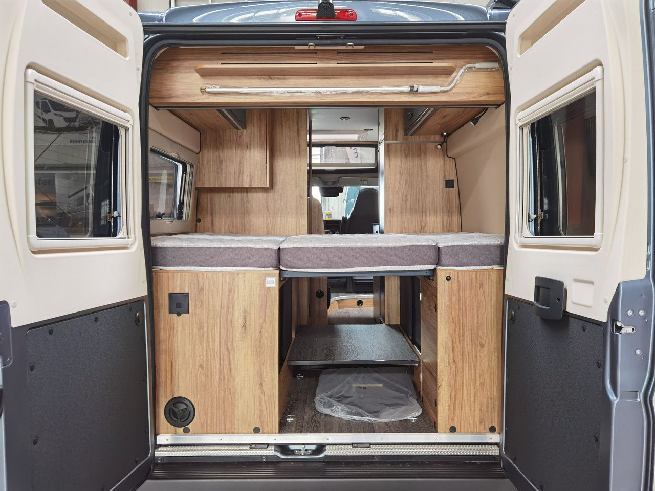 Karmann DEXTER 580 /-MODELL 2026-/ PANORAMA DACHFENSTER Karmann DEXTER 580 /-MODELL 2026-/ PANORAMA DACHFENSTER: صورة 10