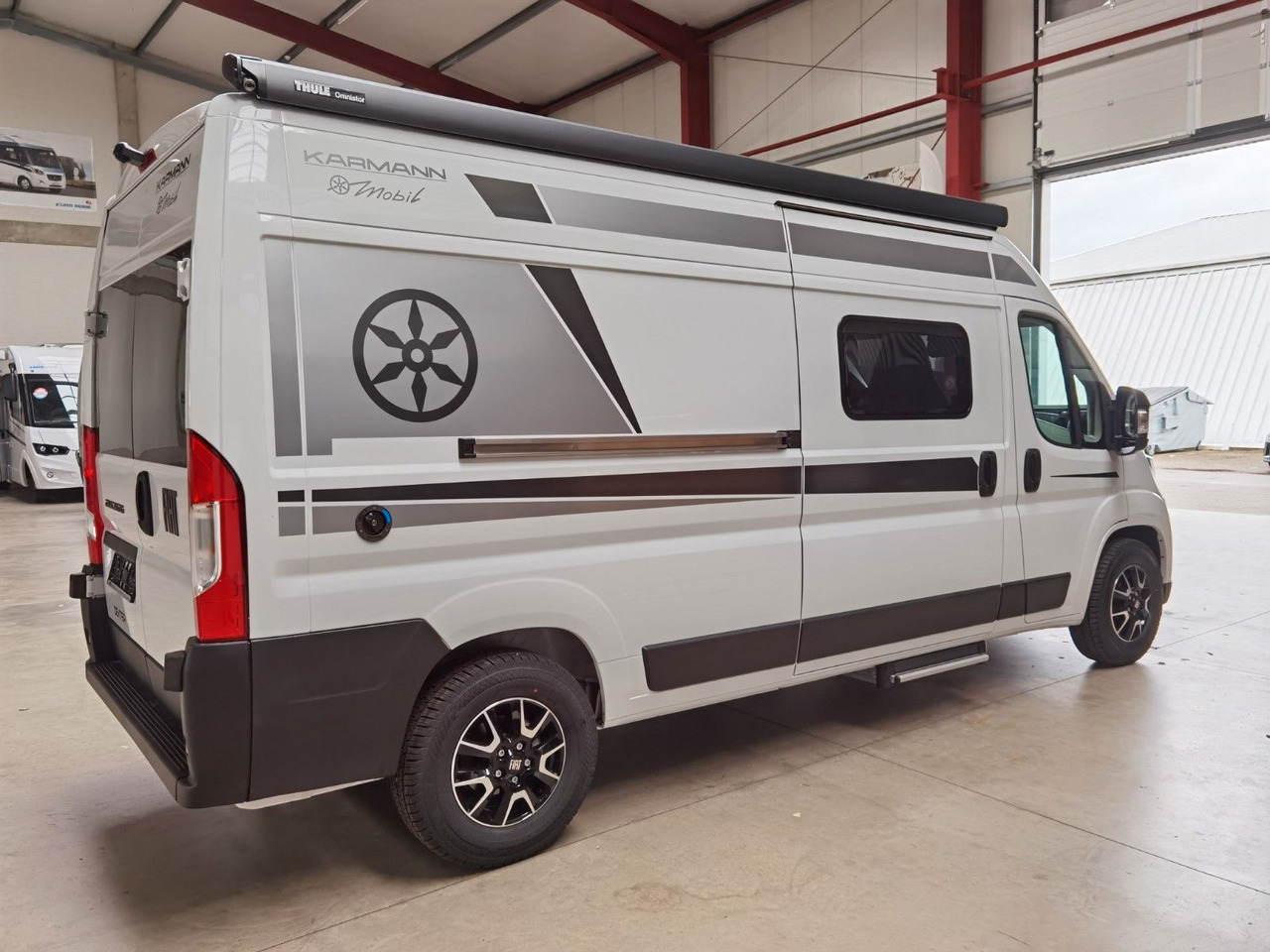 Karmann DEXTER 580 /-MODELL 2026-/ PANORAMA DACHFENSTER - كرفان فان: صورة 4 Karmann DEXTER 580 /-MODELL 2026-/ PANORAMA DACHFENSTER - كرفان فان: صورة 4