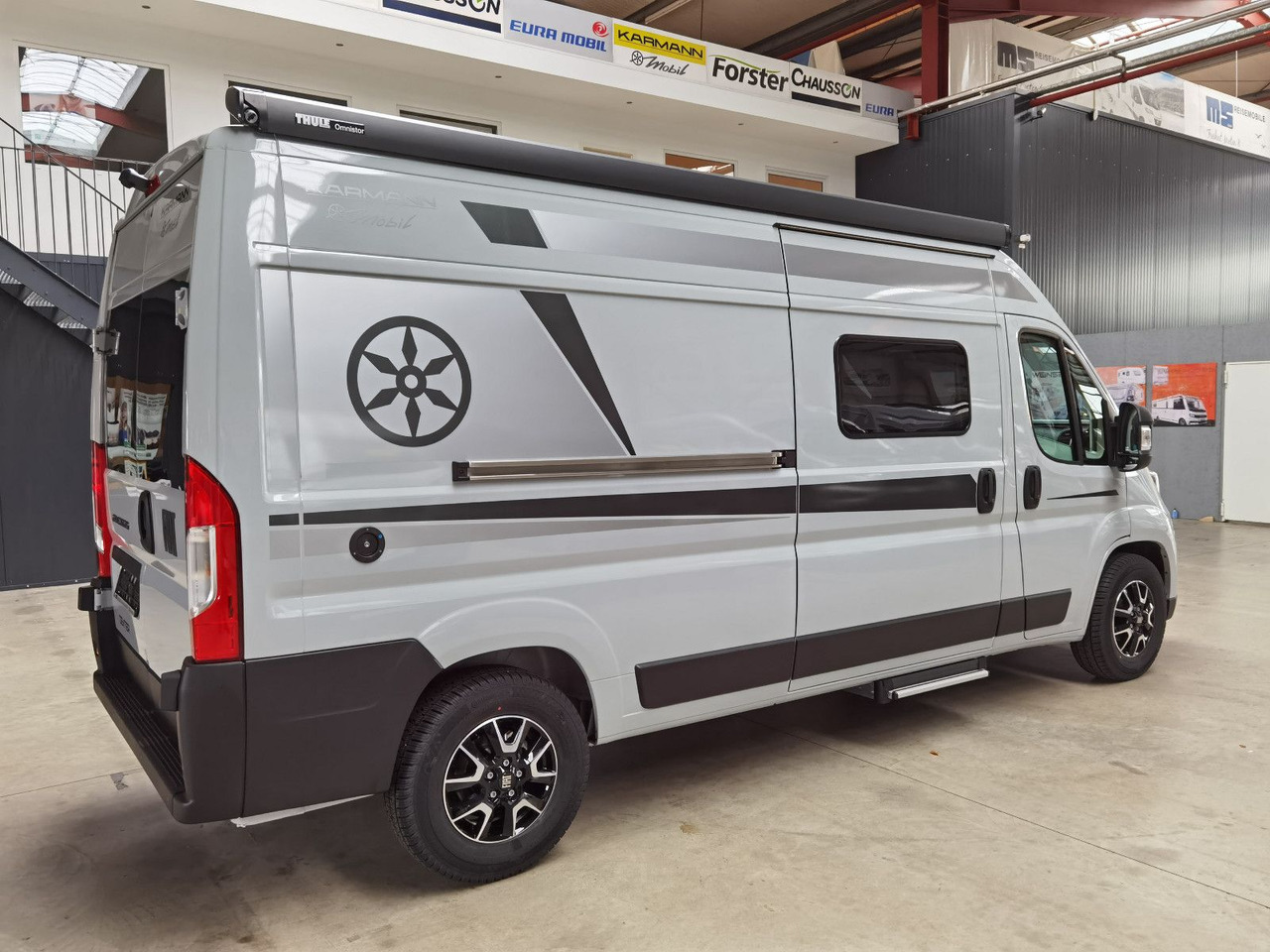 Karmann DEXTER 600 / -2026-/ EINZELBETTEN & BAR VERSION - كرفان فان: صورة 4 Karmann DEXTER 600 / -2026-/ EINZELBETTEN & BAR VERSION - كرفان فان: صورة 4