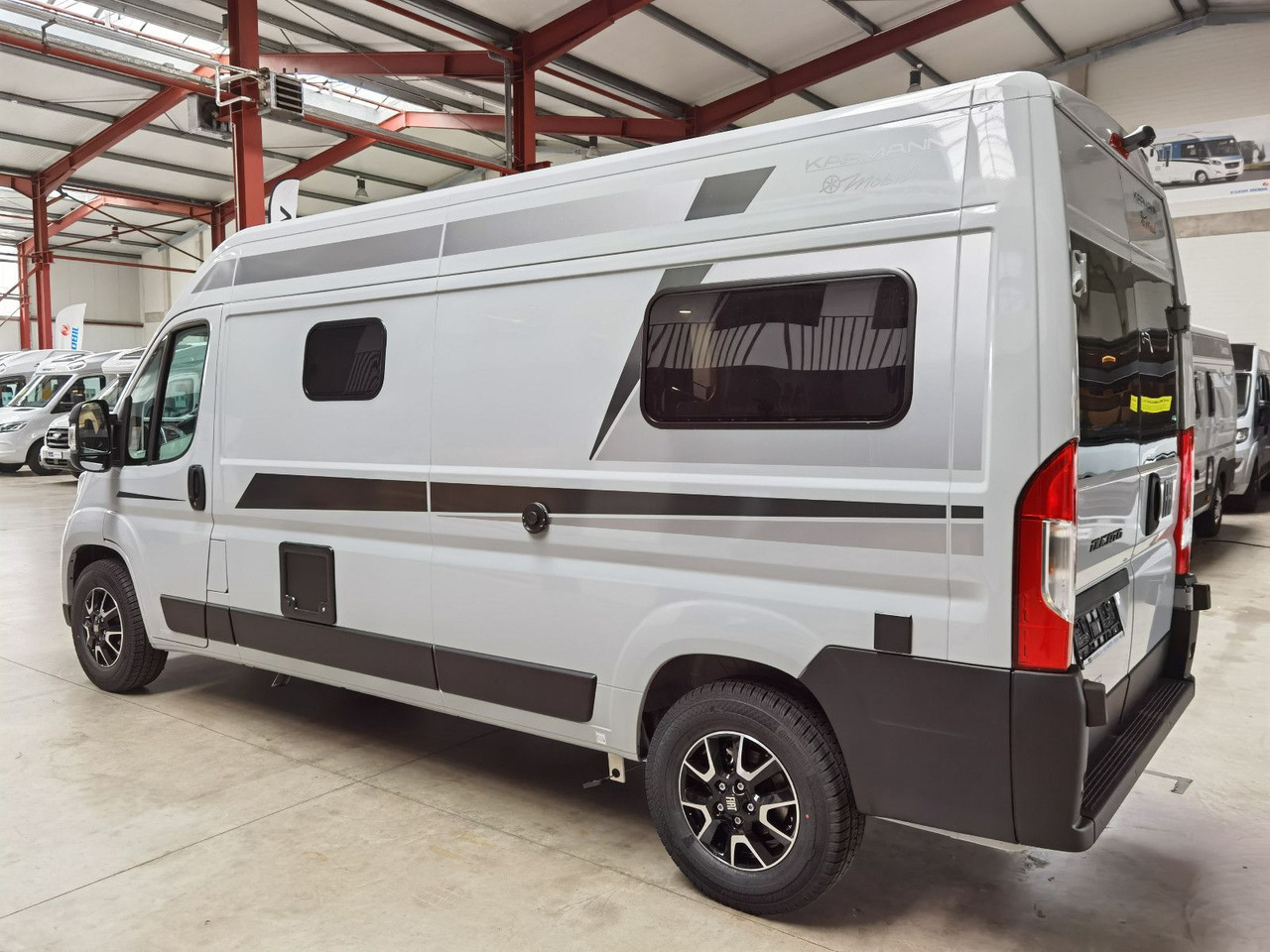 Karmann DEXTER 600 / -2026-/ EINZELBETTEN & BAR VERSION - كرفان فان: صورة 5 Karmann DEXTER 600 / -2026-/ EINZELBETTEN & BAR VERSION - كرفان فان: صورة 5