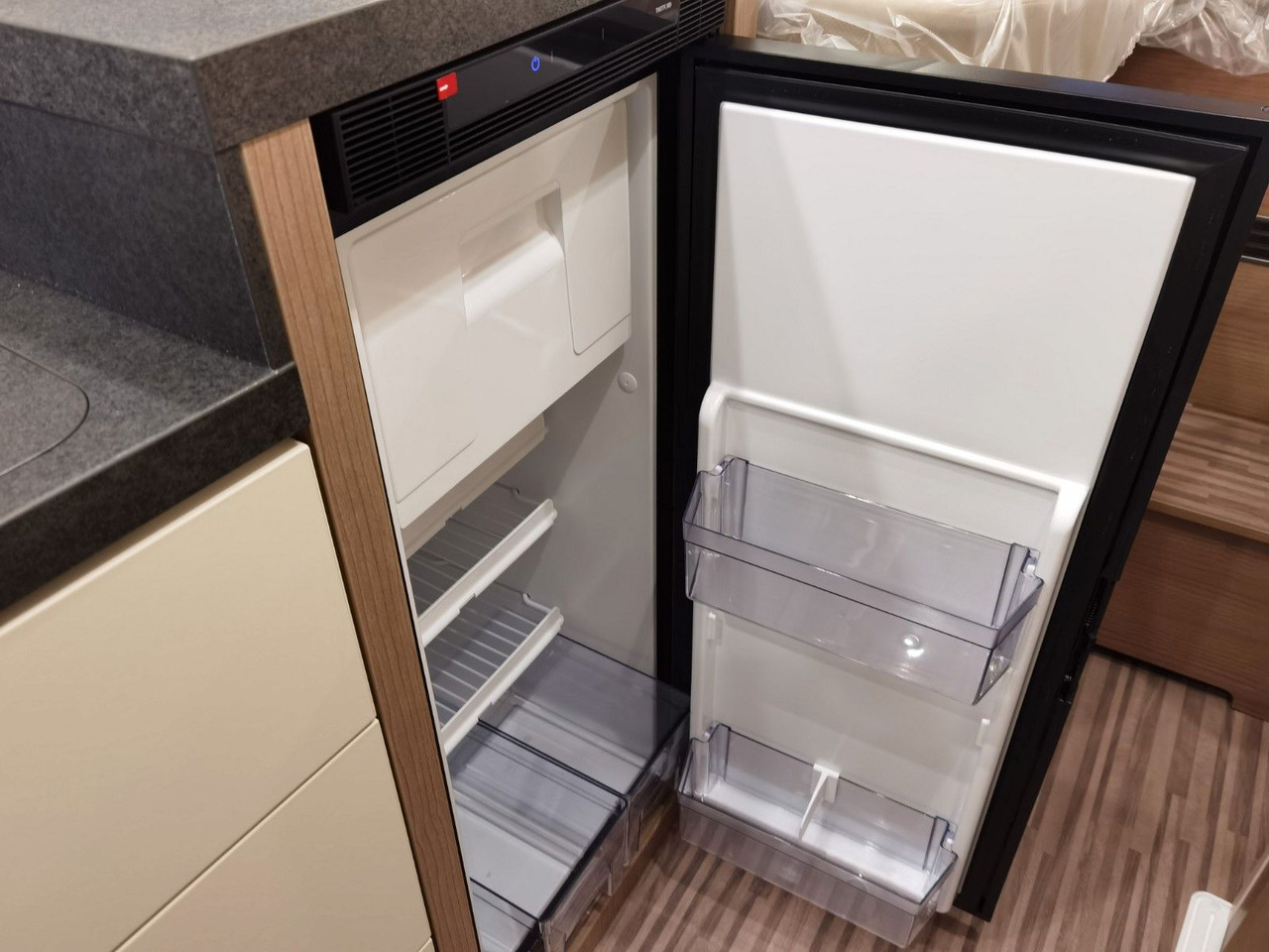 كرفان فان Malibu VAN DIVERSITY GT- 640 LE K /NAVIGATION & KEYLESS: صورة 15 كرفان فان Malibu VAN DIVERSITY GT- 640 LE K /NAVIGATION & KEYLESS: صورة 15