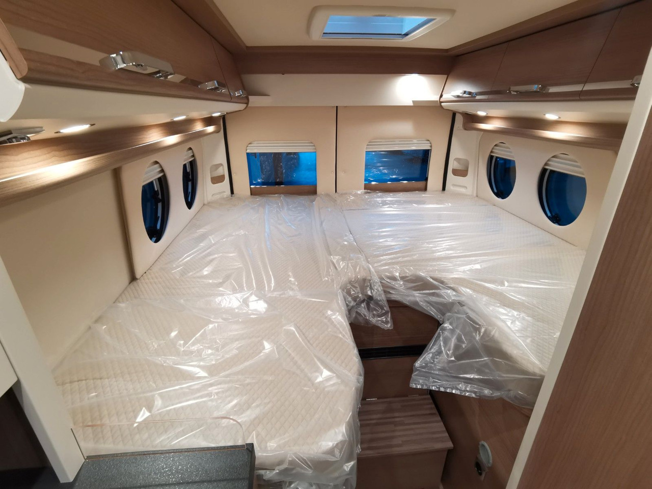 كرفان فان Malibu VAN DIVERSITY GT- 640 LE K /NAVIGATION & KEYLESS: صورة 18 كرفان فان Malibu VAN DIVERSITY GT- 640 LE K /NAVIGATION & KEYLESS: صورة 18