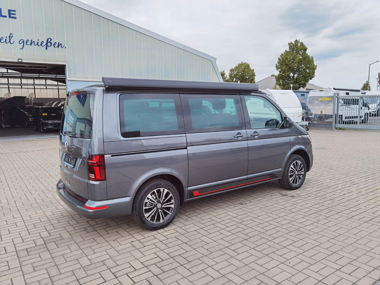 Volkswagen T6.1 CALIFORNIA OCEAN EDITION / DSG / NAVI / ACC - كرفان فان: صورة 4 Volkswagen T6.1 CALIFORNIA OCEAN EDITION / DSG / NAVI / ACC - كرفان فان: صورة 4