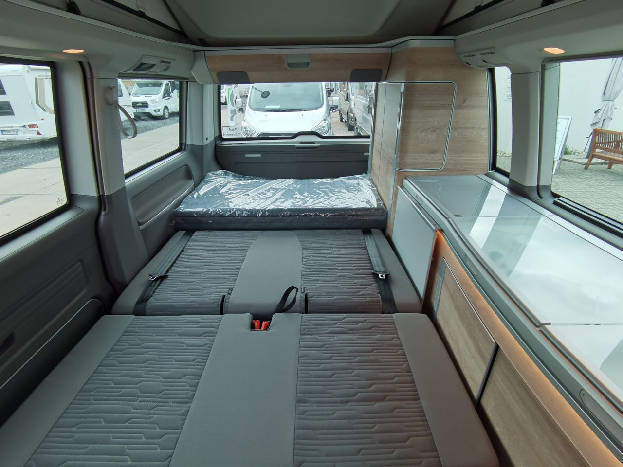 كرفان فان Volkswagen T6.1 CALIFORNIA OCEAN EDITION / DSG / NAVI / ACC: صورة 25