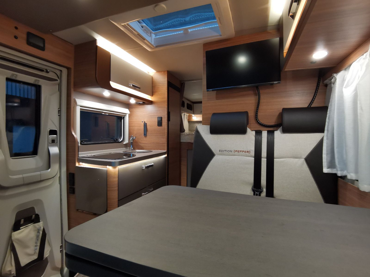 Weinsberg CARACOMPACT 640 MEG EDITION-PEPPER / MODELL 2025 Weinsberg CARACOMPACT 640 MEG EDITION-PEPPER / MODELL 2025: صورة 13