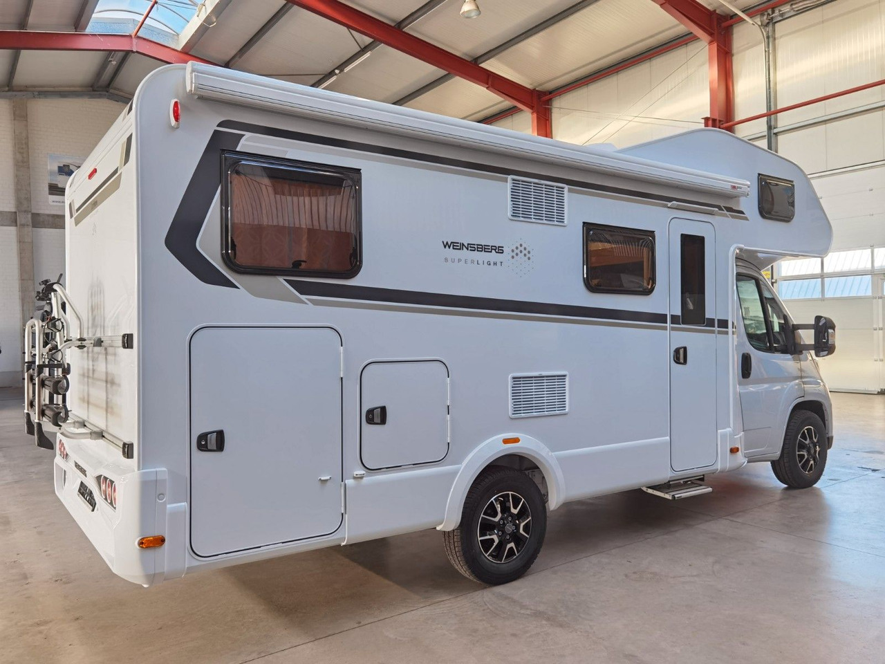 Weinsberg CARAHOME 650 DG / 140 PS / TOP - AUSSTATTUNG - موتر هوم سقف عالي: صورة 4 Weinsberg CARAHOME 650 DG / 140 PS / TOP - AUSSTATTUNG - موتر هوم سقف عالي: صورة 4