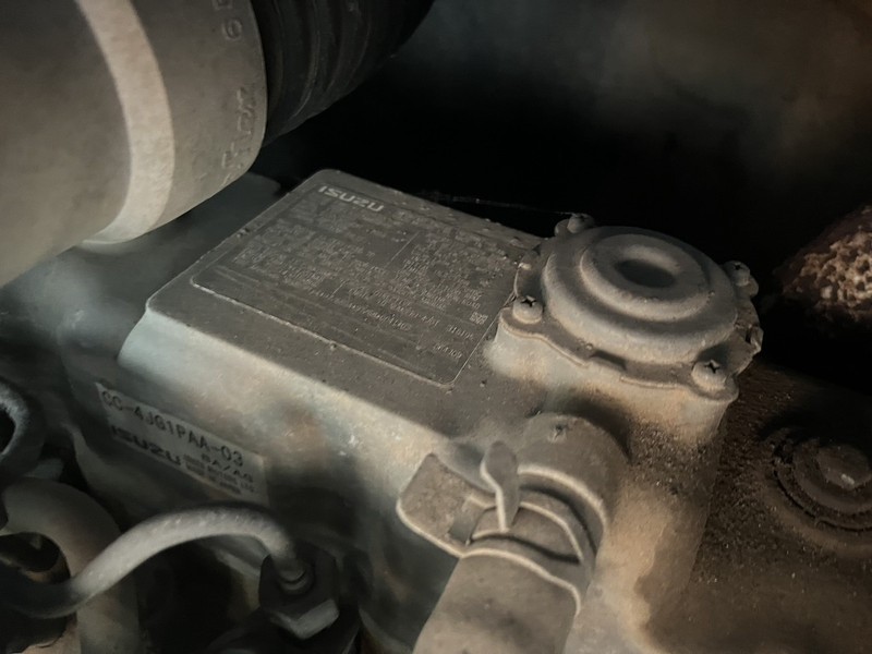 رافعة سلة تلسكوبية Aichi SR18A telescoop hoogwerker ISUZU diesel rubber pads 2007 AICHI: صورة 10