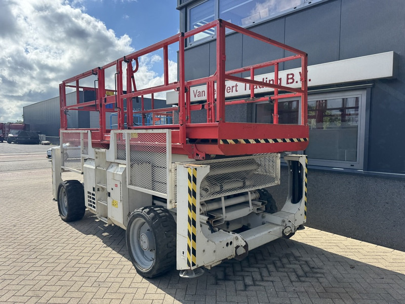 Genie GS 3390 RT Schaarhoogwerker / Scissor Lift / Arbeitsbuhne 12mtr werkhoogte 4x4 Deutz DIESEL 2013 - رافعة هيدروليكية مقصية: صورة 5 Genie GS 3390 RT Schaarhoogwerker / Scissor Lift / Arbeitsbuhne 12mtr werkhoogte 4x4 Deutz DIESEL 2013 - رافعة هيدروليكية مقصية: صورة 5