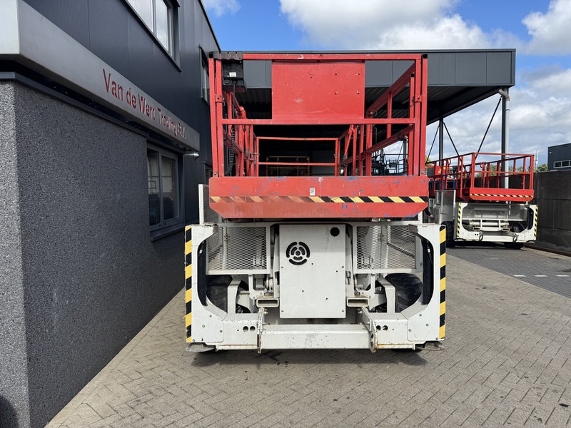 Genie Genie GS 3390 RT Schaarhoogwerker / Scissor Lift / Arbeitsbuhne 12mtr werkhoogte 4x4 Deutz DIESEL 2014 - رافعة هيدروليكية مقصية: صورة 2 Genie Genie GS 3390 RT Schaarhoogwerker / Scissor Lift / Arbeitsbuhne 12mtr werkhoogte 4x4 Deutz DIESEL 2014 - رافعة هيدروليكية مقصية: صورة 2