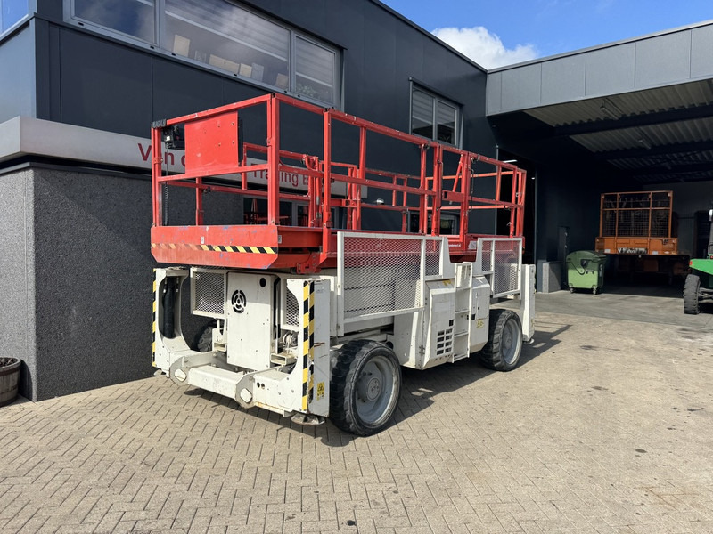 Genie Genie GS 3390 RT Schaarhoogwerker / Scissor Lift / Arbeitsbuhne 12mtr werkhoogte 4x4 Deutz DIESEL 2014 - رافعة هيدروليكية مقصية: صورة 5 Genie Genie GS 3390 RT Schaarhoogwerker / Scissor Lift / Arbeitsbuhne 12mtr werkhoogte 4x4 Deutz DIESEL 2014 - رافعة هيدروليكية مقصية: صورة 5