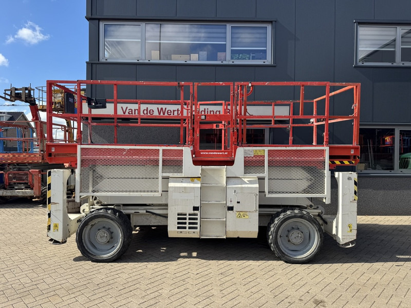 Genie Genie GS 3390 RT Schaarhoogwerker / Scissor Lift / Arbeitsbuhne 12mtr werkhoogte 4x4 Deutz DIESEL 2014 - رافعة هيدروليكية مقصية: صورة 1 Genie Genie GS 3390 RT Schaarhoogwerker / Scissor Lift / Arbeitsbuhne 12mtr werkhoogte 4x4 Deutz DIESEL 2014 - رافعة هيدروليكية مقصية: صورة 1