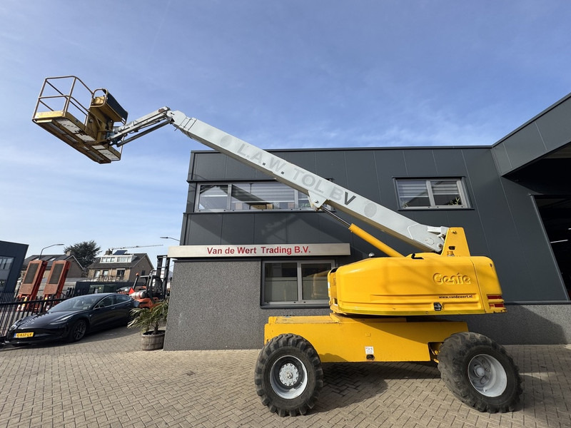 Genie S-65 DEUTZ DIESEL 1998 boomlift 21.81 Meter Werkhoogte - رافعة سلة تلسكوبية: صورة 5 Genie S-65 DEUTZ DIESEL 1998 boomlift 21.81 Meter Werkhoogte - رافعة سلة تلسكوبية: صورة 5