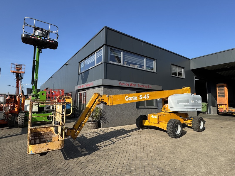 Genie S45 4x4 DEUTZ DIESEL 3000uur  15,7M Werkhoogte - رافعة سلة تلسكوبية: صورة 2 Genie S45 4x4 DEUTZ DIESEL 3000uur  15,7M Werkhoogte - رافعة سلة تلسكوبية: صورة 2