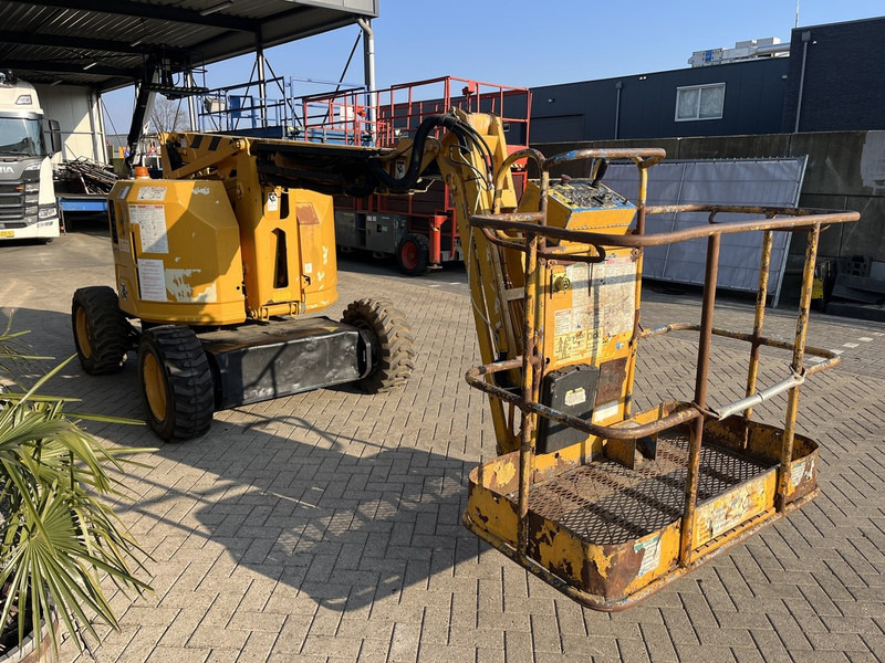 Genie Z-34/22 Knikarmhoogwerker 12.5M werkhoogte 4X4 Kubota Diesel 2002 - شاحنة ذراع مفصلي: صورة 4 Genie Z-34/22 Knikarmhoogwerker 12.5M werkhoogte 4X4 Kubota Diesel 2002 - شاحنة ذراع مفصلي: صورة 4