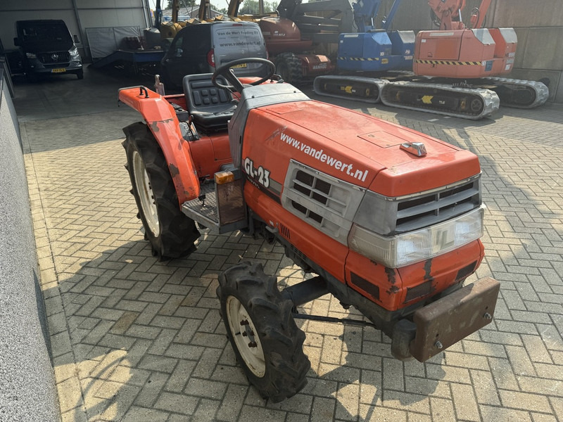 Kubota mini tractor KUBOTA GL 23D 4x4 powershift hefinrichting DIESEL - جرار صغير: صورة 4 Kubota mini tractor KUBOTA GL 23D 4x4 powershift hefinrichting DIESEL - جرار صغير: صورة 4