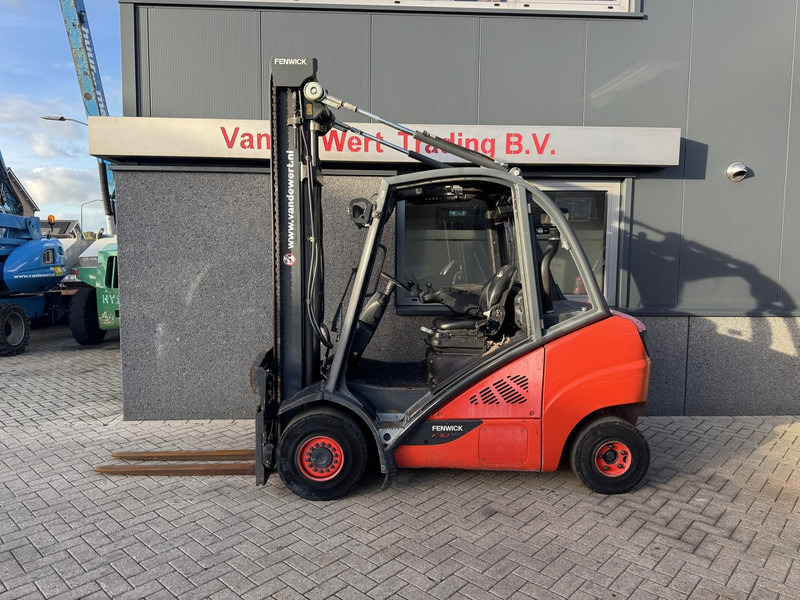 Linde H30D-02 Duplo 450 Sideshift / Vorkversteller VW Diesel 2014 - رافعة شوكية ديزل: صورة 1 Linde H30D-02 Duplo 450 Sideshift / Vorkversteller VW Diesel 2014 - رافعة شوكية ديزل: صورة 1