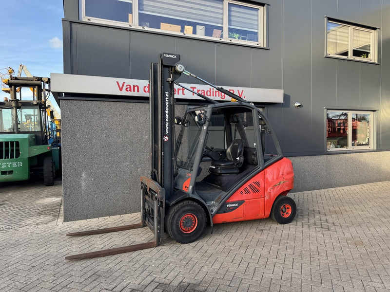 Linde H30D-02 Duplo 450 Sideshift / Vorkversteller VW Diesel 2014 - رافعة شوكية ديزل: صورة 2 Linde H30D-02 Duplo 450 Sideshift / Vorkversteller VW Diesel 2014 - رافعة شوكية ديزل: صورة 2
