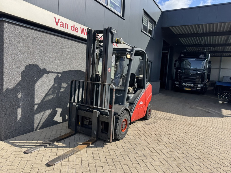Linde H35D triplo550 Freelift / Sideshift 2007 VW DIESEL - رافعة شوكية ديزل: صورة 3 Linde H35D triplo550 Freelift / Sideshift 2007 VW DIESEL - رافعة شوكية ديزل: صورة 3