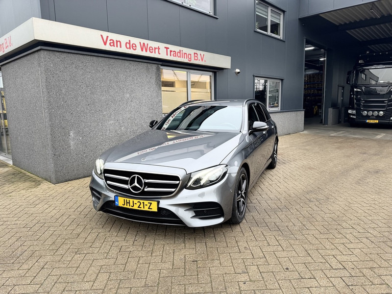 Mercedes-Benz E-Klasse Estate 300 de AMG Line 2020 Led / ACC / Leder - سيارة: صورة 2 Mercedes-Benz E-Klasse Estate 300 de AMG Line 2020 Led / ACC / Leder - سيارة: صورة 2