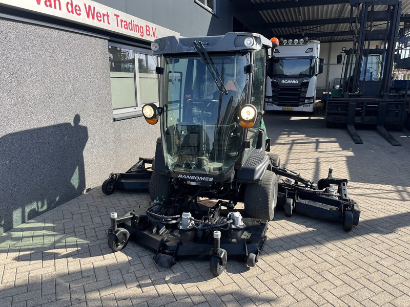 Ransomes Ransomes MP653 3 delige grasmaaier gazonmaaier 2016 8400uur KUBOTA DIESEL 653 - جزازة أعشاب الحدائق: صورة 4 Ransomes Ransomes MP653 3 delige grasmaaier gazonmaaier 2016 8400uur KUBOTA DIESEL 653 - جزازة أعشاب الحدائق: صورة 4
