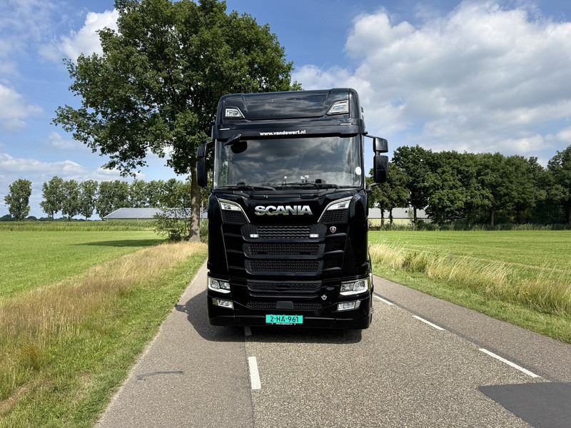 Scania S520 V8 4x2 Full Air - Automaat - Retarder - Euro 6 - I Park Cool - 2018 - TUV 02-2026 - وحدة جر: صورة 3 Scania S520 V8 4x2 Full Air - Automaat - Retarder - Euro 6 - I Park Cool - 2018 - TUV 02-2026 - وحدة جر: صورة 3