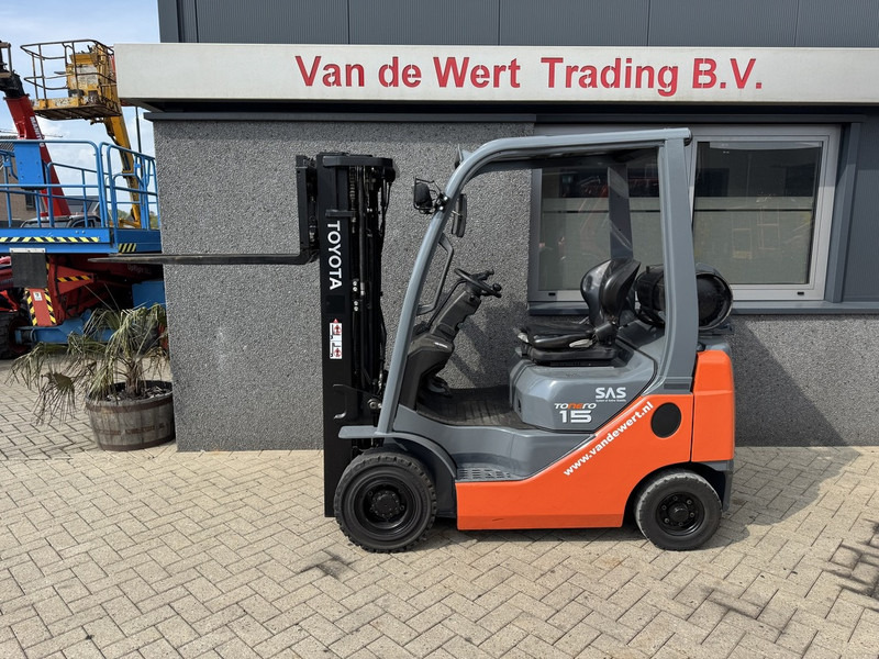 Toyota 02-8FGF18 Triplo 430 Freelift/Sideshift/4e Functie 2013 Lpg - رافعة شوكية تعمل بالغاز: صورة 5 Toyota 02-8FGF18 Triplo 430 Freelift/Sideshift/4e Functie 2013 Lpg - رافعة شوكية تعمل بالغاز: صورة 5