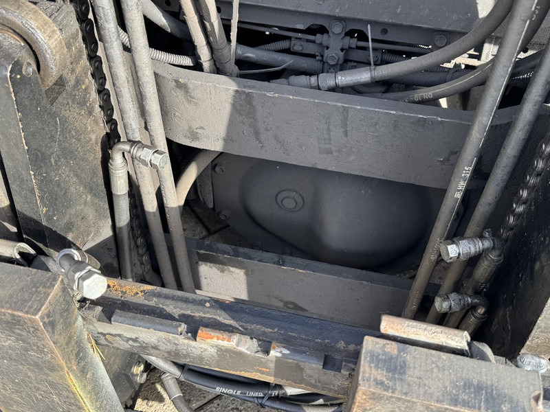 رافعة شوكية تعمل بالغاز Toyota 42-7FGF25 duplo 400 3e / 4e Functie LPG 2001: صورة 10 رافعة شوكية تعمل بالغاز Toyota 42-7FGF25 duplo 400 3e / 4e Functie LPG 2001: صورة 10