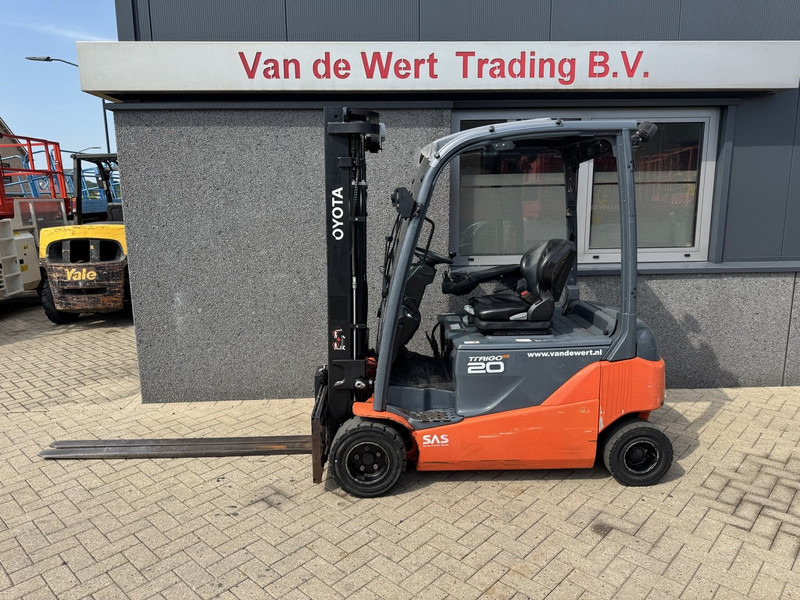 Toyota 8FBM20T Triplo 470 Freelift / Sideshift Elektrisch 2017 6535Hours - رافعة شوكية كهربائية: صورة 1 Toyota 8FBM20T Triplo 470 Freelift / Sideshift Elektrisch 2017 6535Hours - رافعة شوكية كهربائية: صورة 1