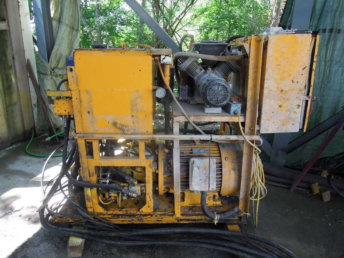 آلة حفر الأنفاق AtlasCopco BUT 6 EH drill boom: صورة 6 آلة حفر الأنفاق AtlasCopco BUT 6 EH drill boom: صورة 6