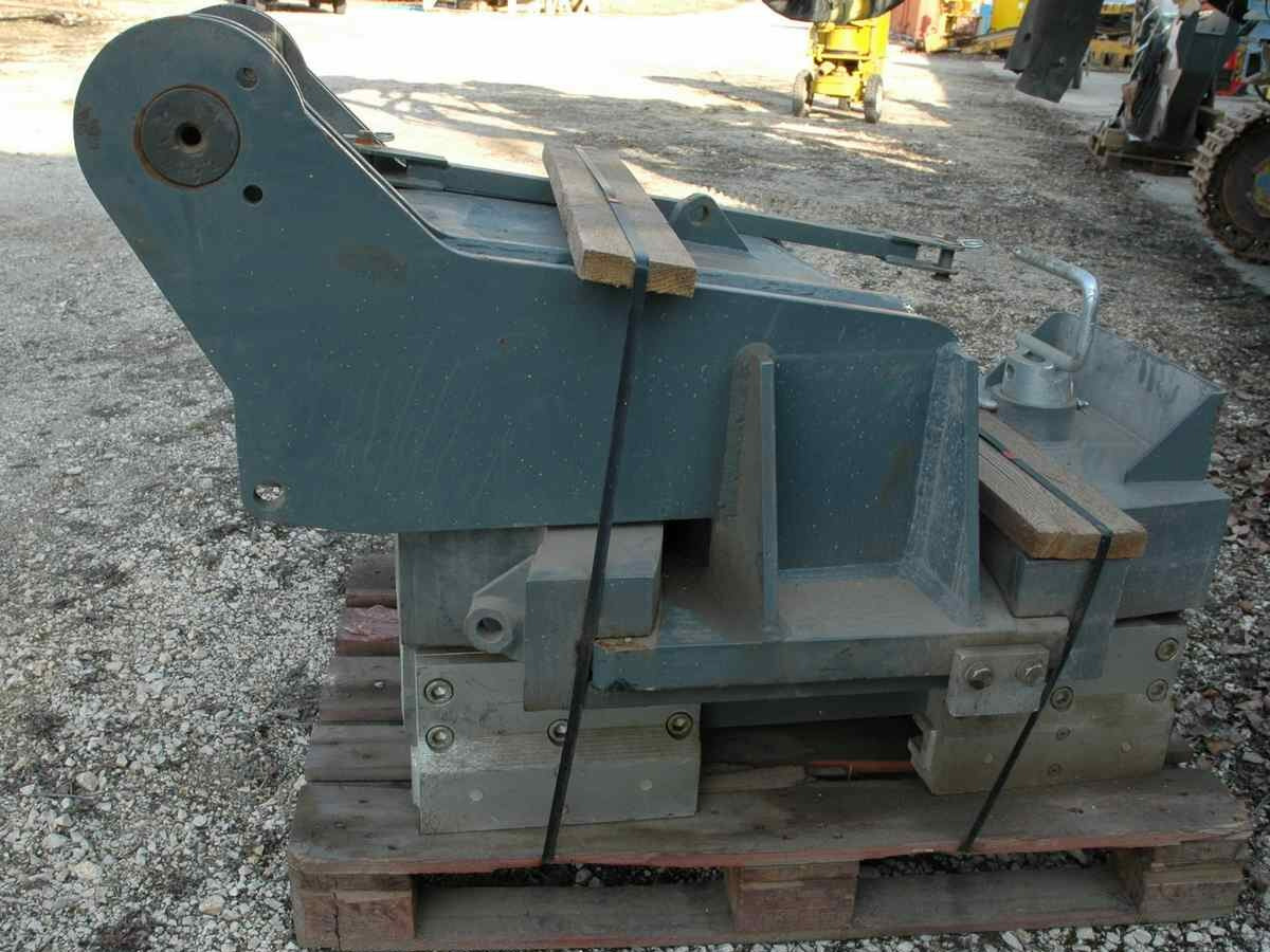 Liebherr - آلة تلقيم: صورة 1 Liebherr - آلة تلقيم: صورة 1