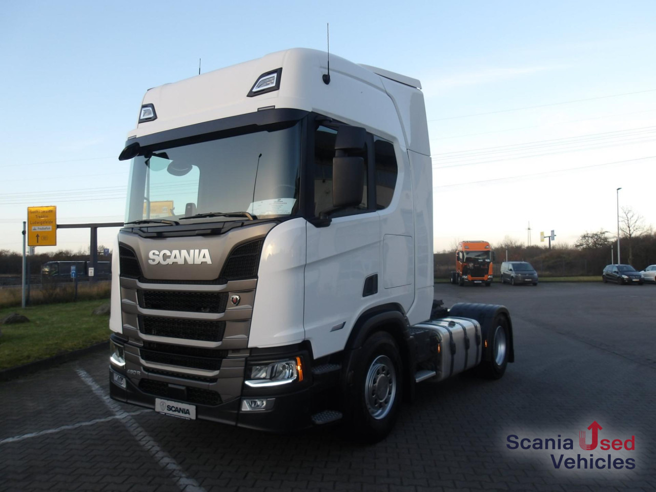 SCANIA R 460 A4x2NA Schubbodenhydraulik - وحدة جر: صورة 1 SCANIA R 460 A4x2NA Schubbodenhydraulik - وحدة جر: صورة 1