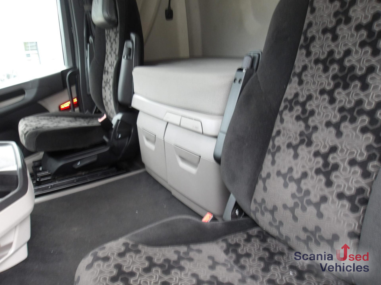SCANIA R 500 A4x2NB Full Air, Hydraulic - وحدة جر: صورة 3 SCANIA R 500 A4x2NB Full Air, Hydraulic - وحدة جر: صورة 3