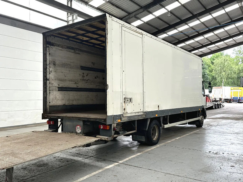 DAF LF 55.220 AE45 LAMMES/LAMMES - BLATT / BLATT - شاحنة مقفلة: صورة 5 DAF LF 55.220 AE45 LAMMES/LAMMES - BLATT / BLATT - شاحنة مقفلة: صورة 5