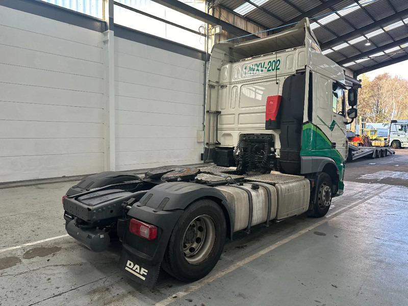 DAF XF 106.460 SPACECAB - وحدة جر: صورة 5 DAF XF 106.460 SPACECAB - وحدة جر: صورة 5