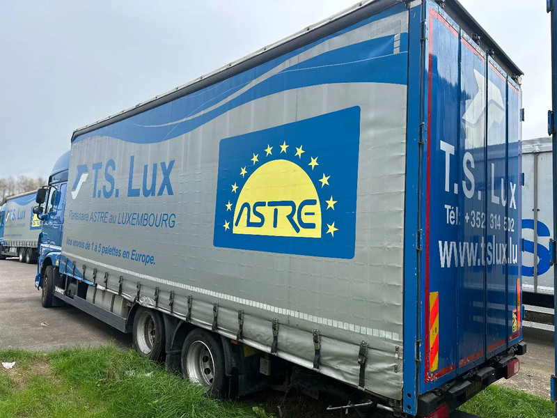 DAF XF 440 DAF XF 440 6x2 / SUPERSPACECAB / KOMBI MIT ANHANGER SCHMITZ 2016 / DURCHLADEN / 2 STUCK - شاحنة ستارة: صورة 2 DAF XF 440 DAF XF 440 6x2 / SUPERSPACECAB / KOMBI MIT ANHANGER SCHMITZ 2016 / DURCHLADEN / 2 STUCK - شاحنة ستارة: صورة 2