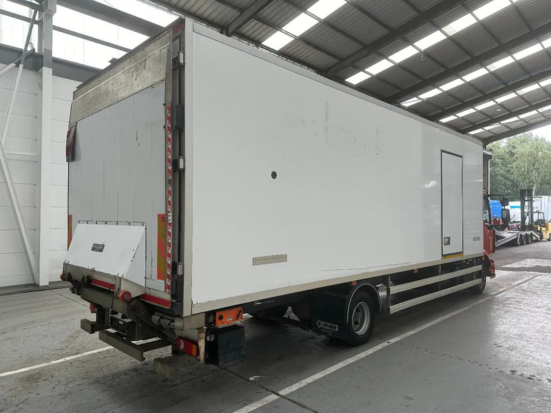Renault D 12 220 / 264728 km - شاحنة الفريزر: صورة 5 Renault D 12 220 / 264728 km - شاحنة الفريزر: صورة 5