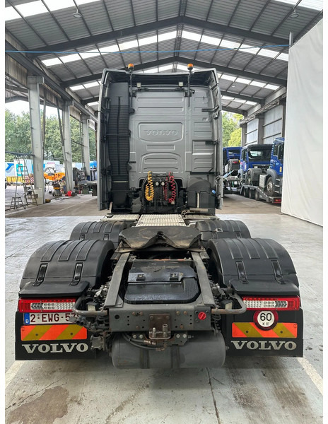 Volvo FH 13.460 Globetrotter / 6x2 / VEB / 469612 km / EURO 6 /PTO - وحدة جر: صورة 5 Volvo FH 13.460 Globetrotter / 6x2 / VEB / 469612 km / EURO 6 /PTO - وحدة جر: صورة 5